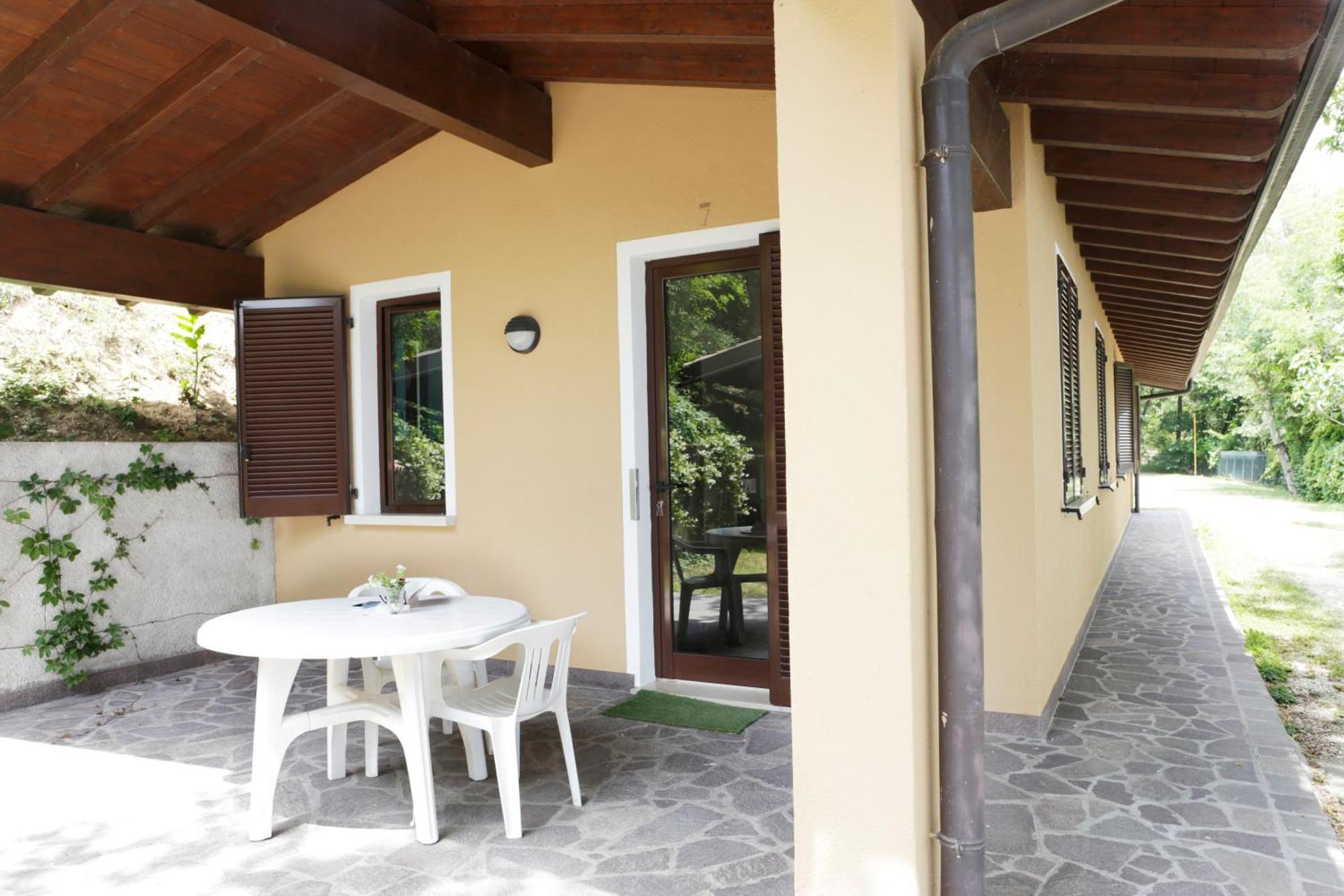 Camping Zocco Manerba del Garda Esterno foto