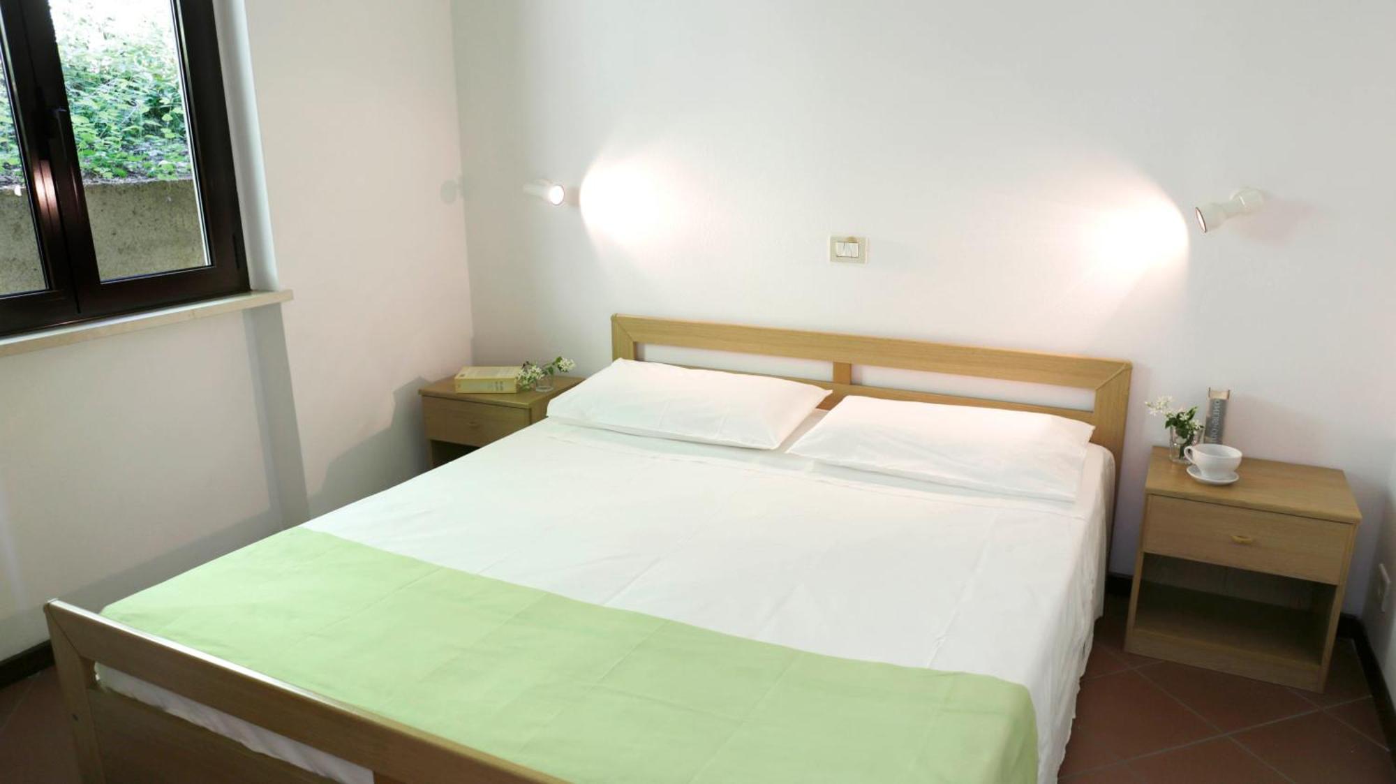 Camping Zocco Manerba del Garda Esterno foto