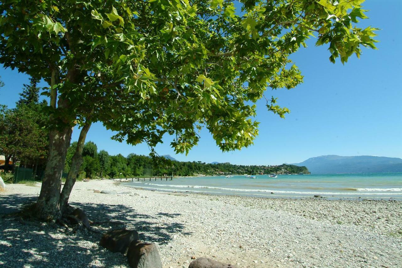 Camping Zocco Manerba del Garda Esterno foto