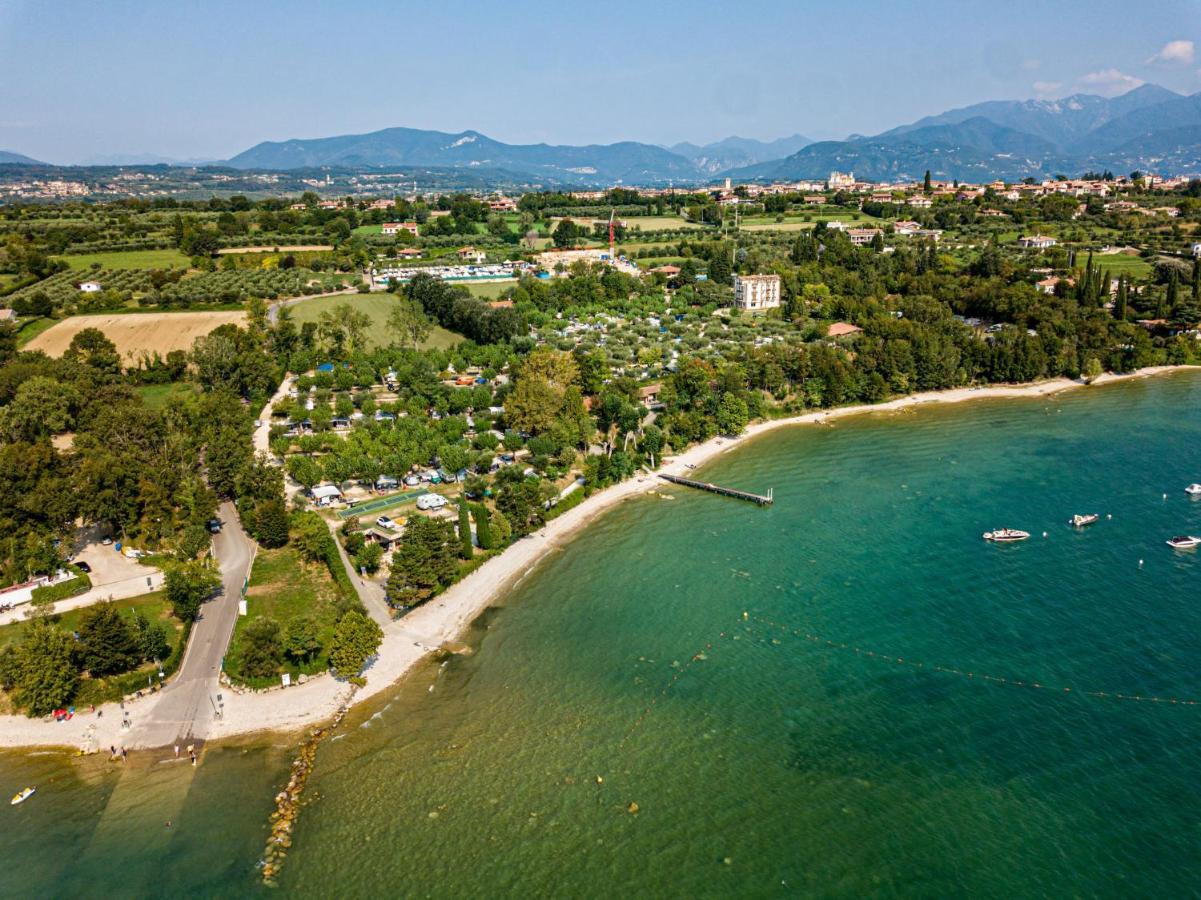 Camping Zocco Manerba del Garda Esterno foto